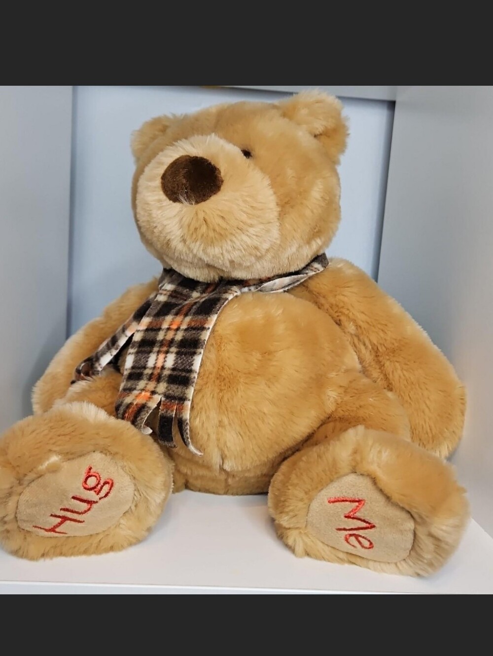Gund Cuddly Bear Plush Hug Me Brown teddy bear with plaid scarf teddybear